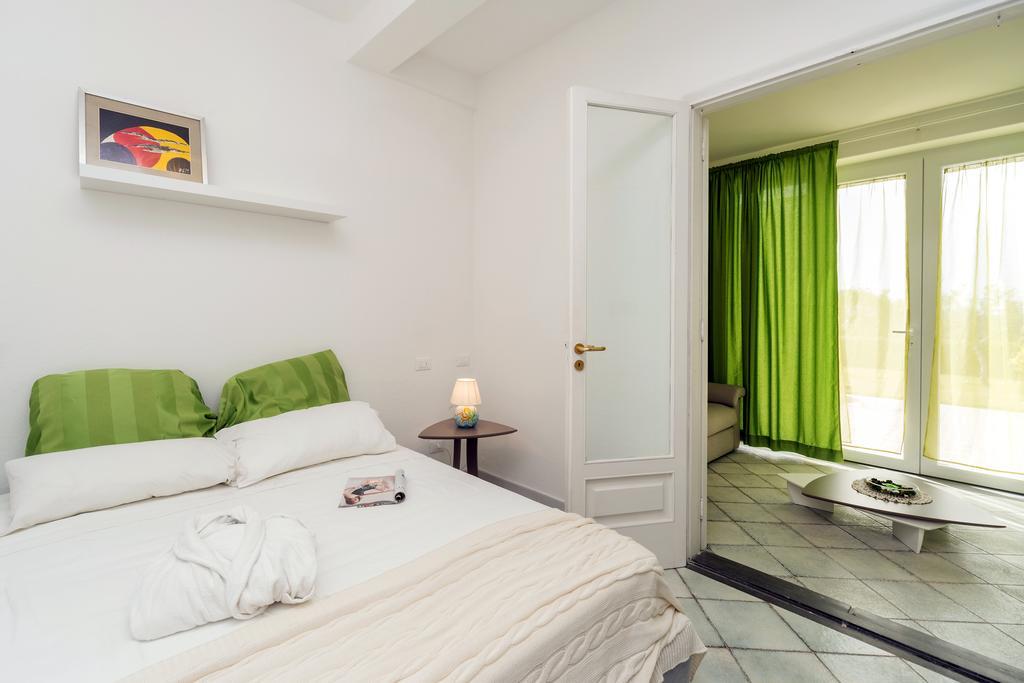 Bed and Breakfast Relais Romildanna Forio di Ischia Pokój zdjęcie